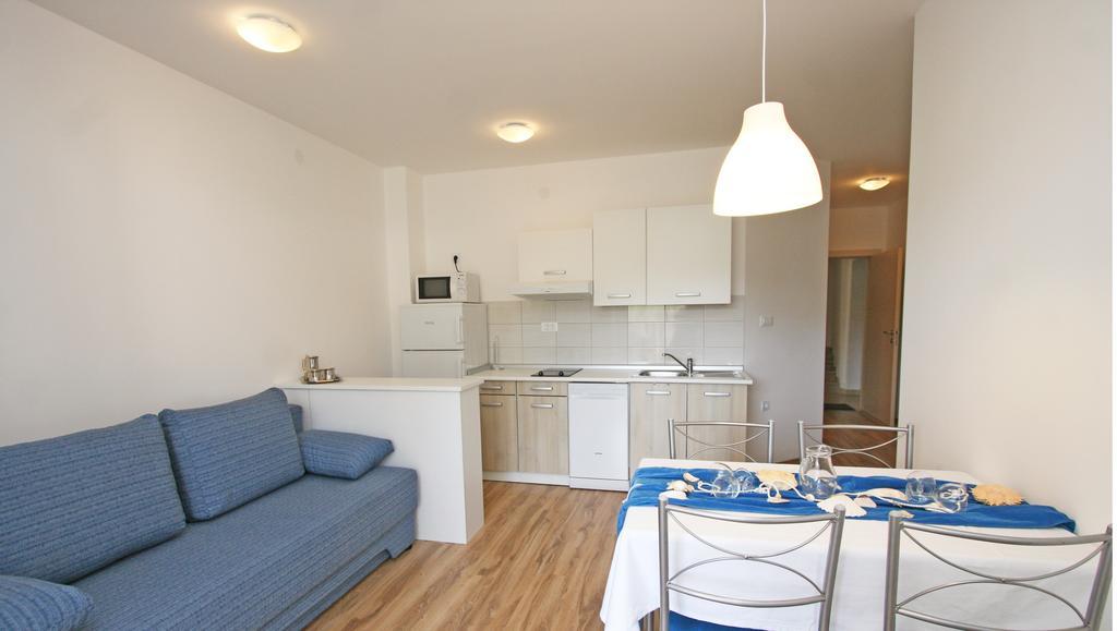 Jurman Apartment Barbariga Ruang foto