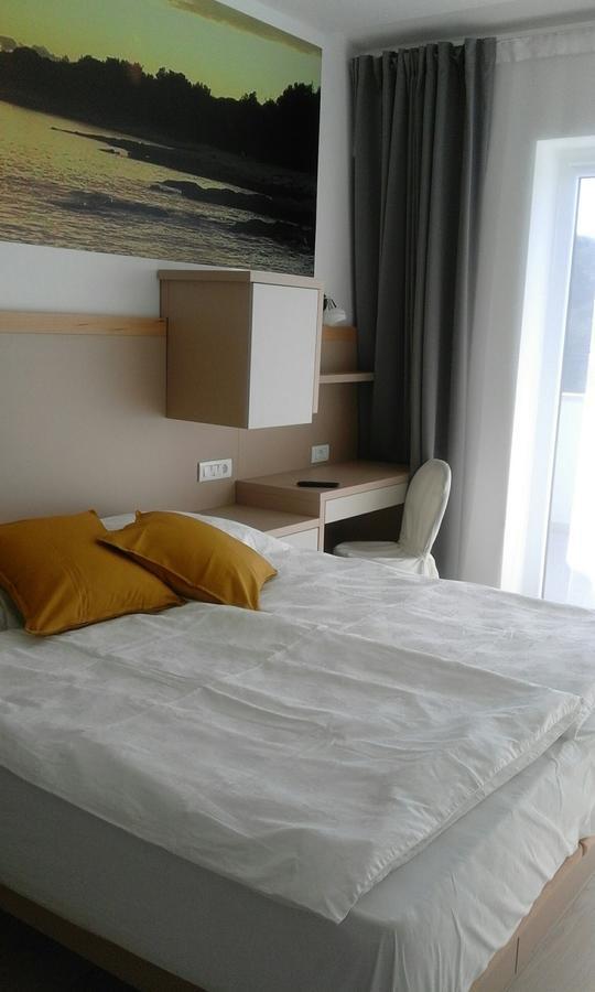 Jurman Apartment Barbariga Bagian luar foto